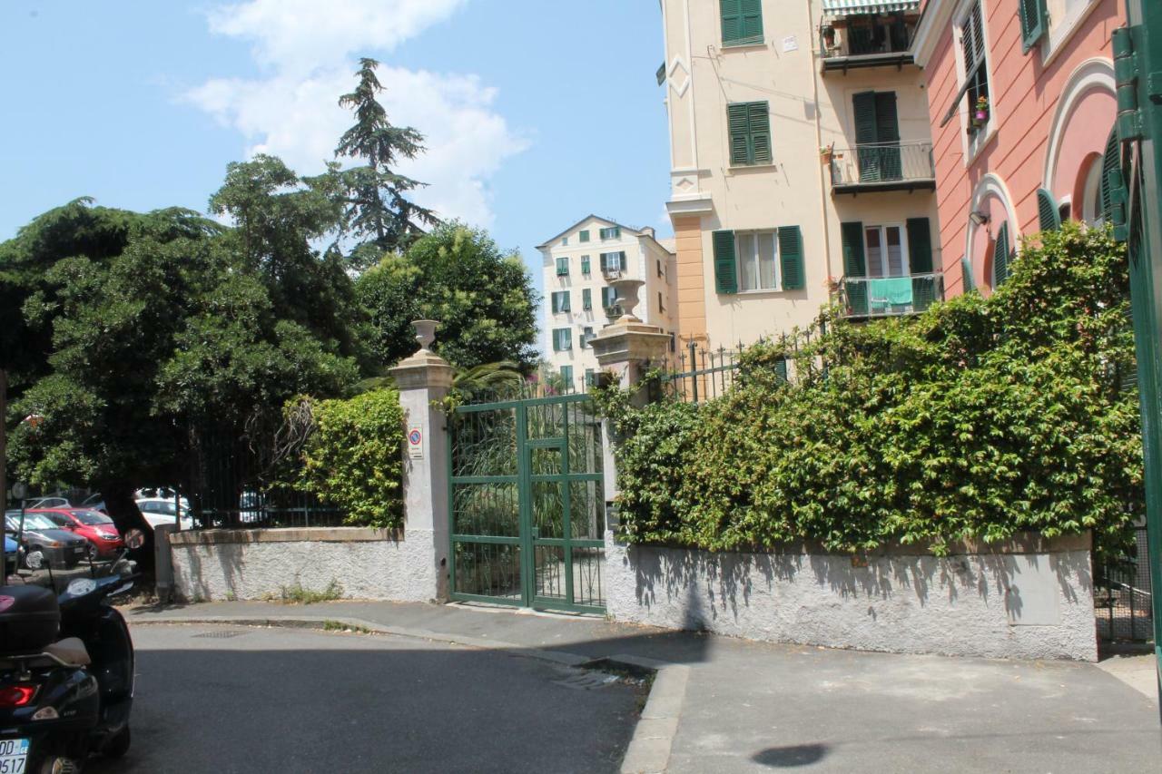 Appartamento In Centro Zona Fiera,Davanti Al Galliera Génova Exterior foto